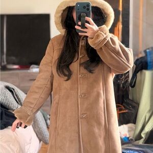 Women's Hooded Faux Shearling Coat - Camel